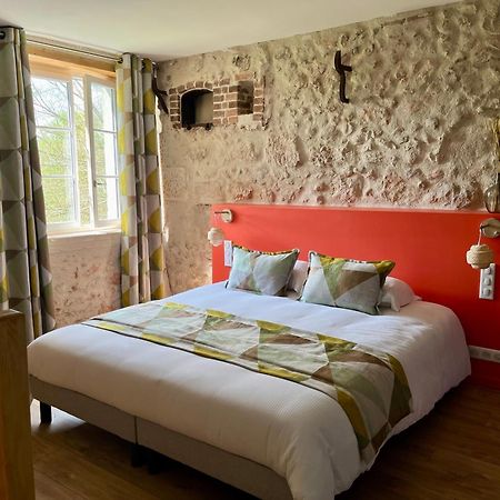 Le Moulin De Moquesouris - Chambres D'Hotes Et Table D'Hote Nazelles-Negron Екстер'єр фото